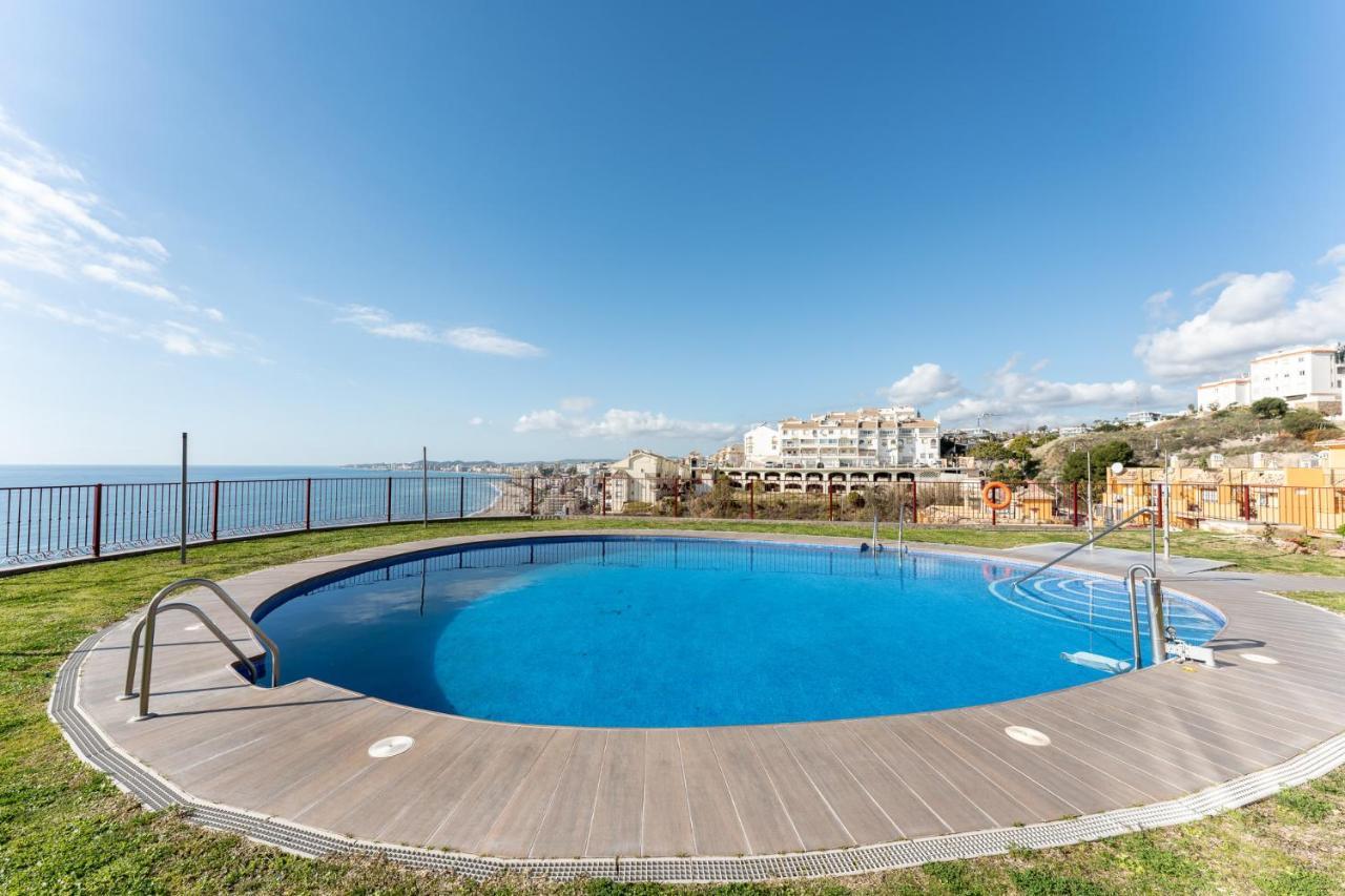 Beachside Retreat With Private Terrace Benalmádena Exteriér fotografie